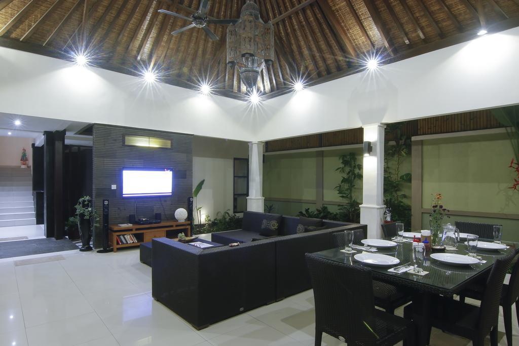 Gili Pearl Three Bedroom Villa Гили Траванган Экстерьер фото